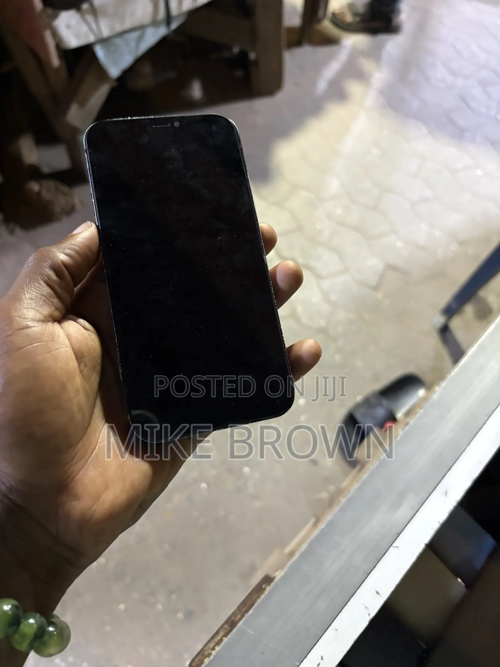 Apple iPhone 12 64 GB Black