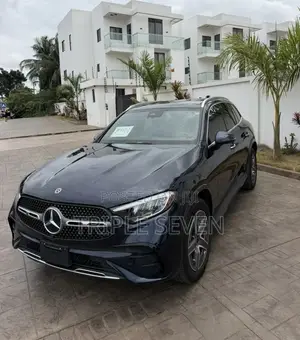 Mercedes-Benz GLC-Class GLC 300 2024 Blue