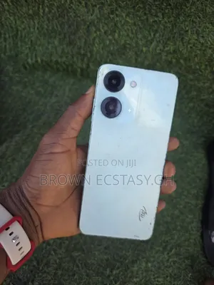 Itel P40+ 128 GB White