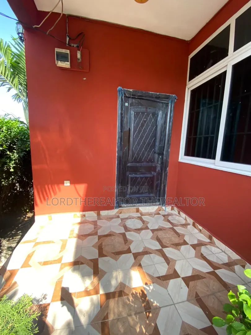 2bdrm Apartment in Last Stop for rent