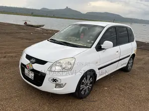 Hyundai Matrix 2008 White