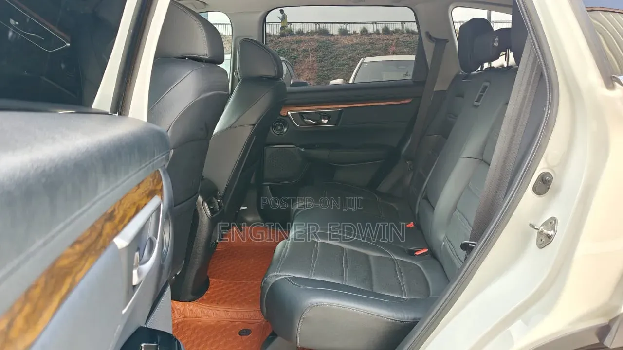 Honda CR-V Touring 2021 White