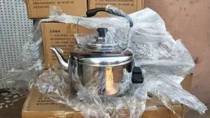 Classic Comfort: Large-Capacity Stainless Steel Electric Kettle 6.8L