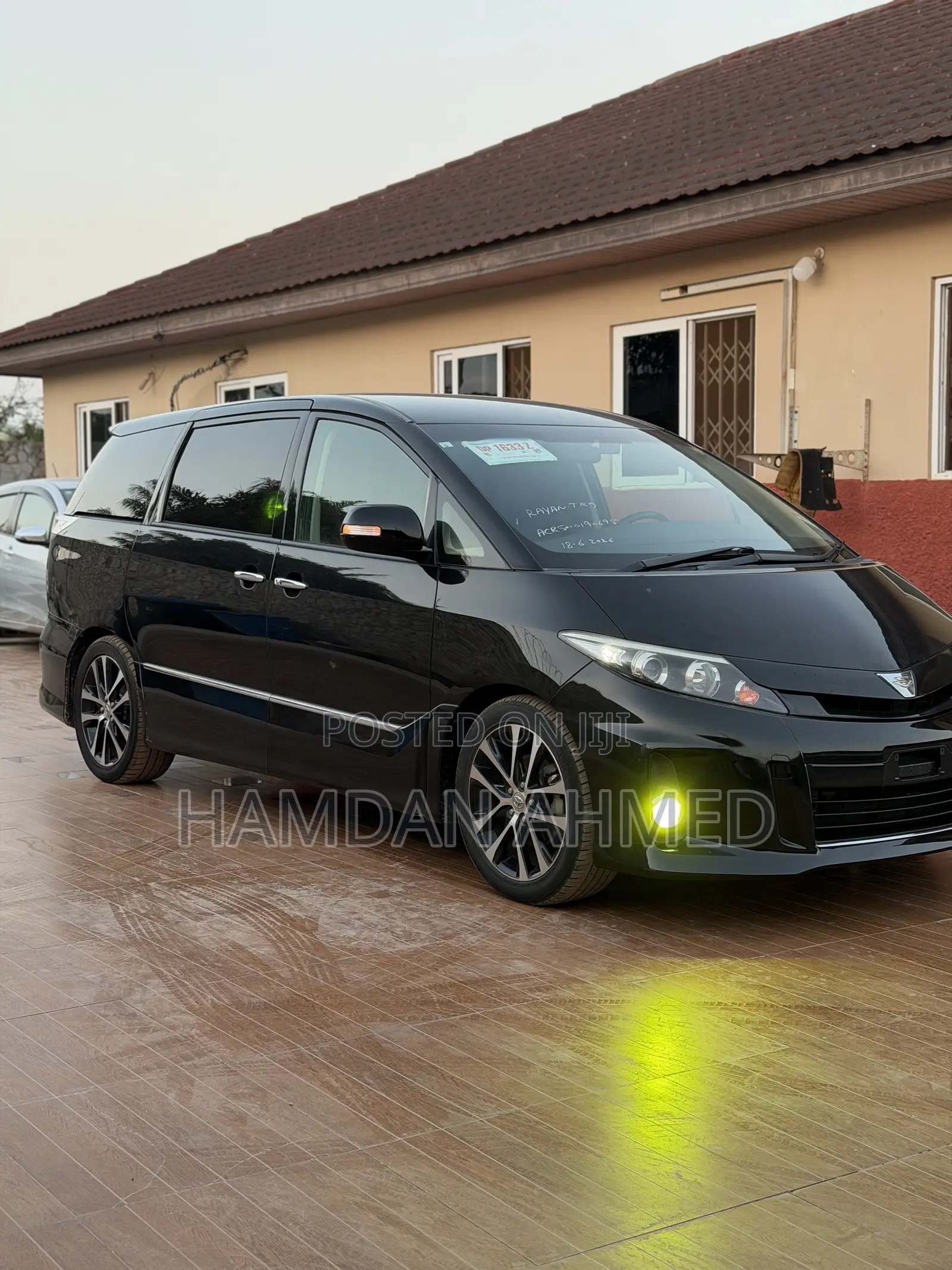 Toyota Estima 2015 Black
