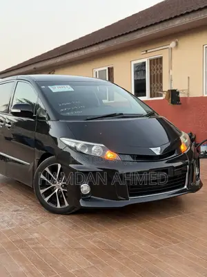 Toyota Estima 2015 Black