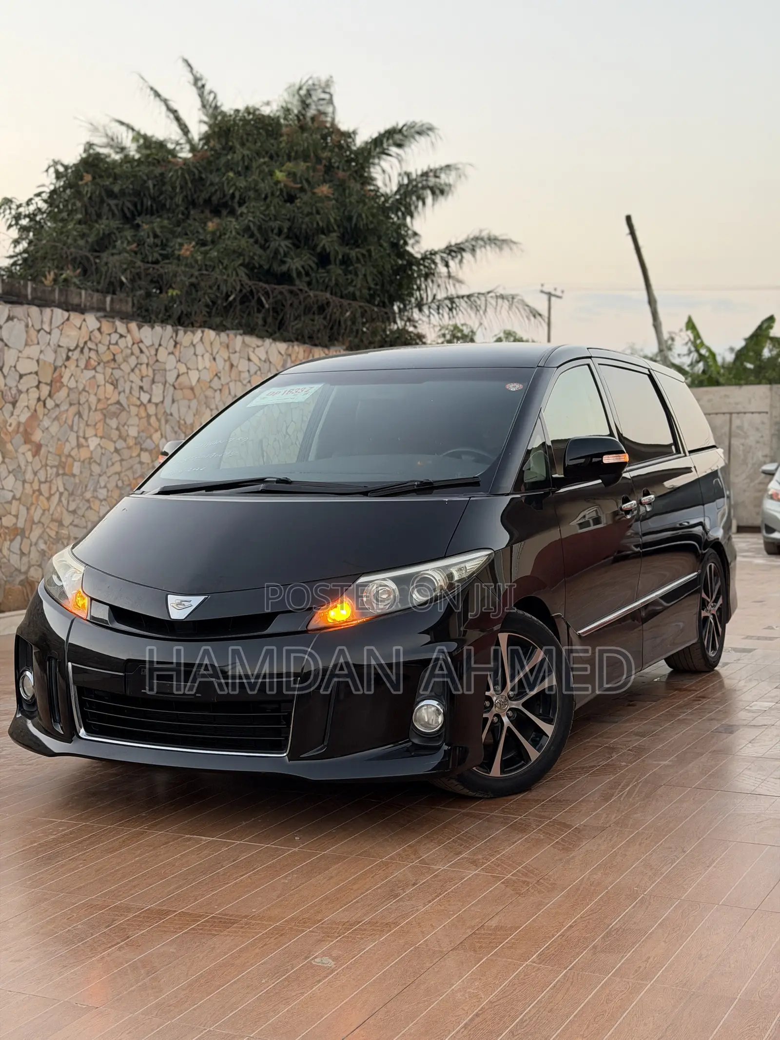 Toyota Estima 2015 Black