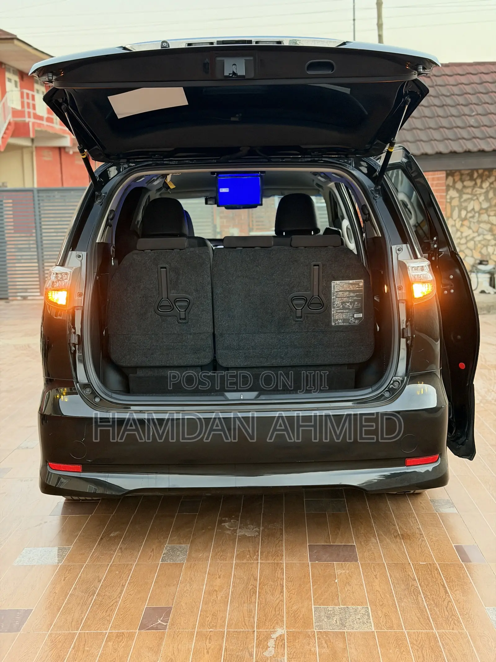 Toyota Estima 2015 Black
