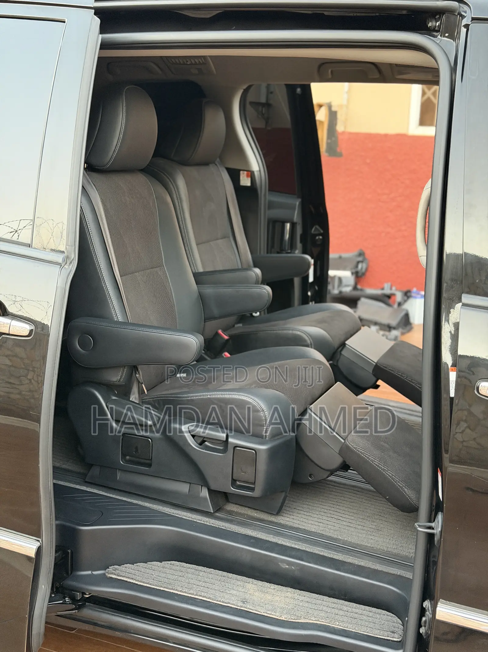 Toyota Estima 2015 Black