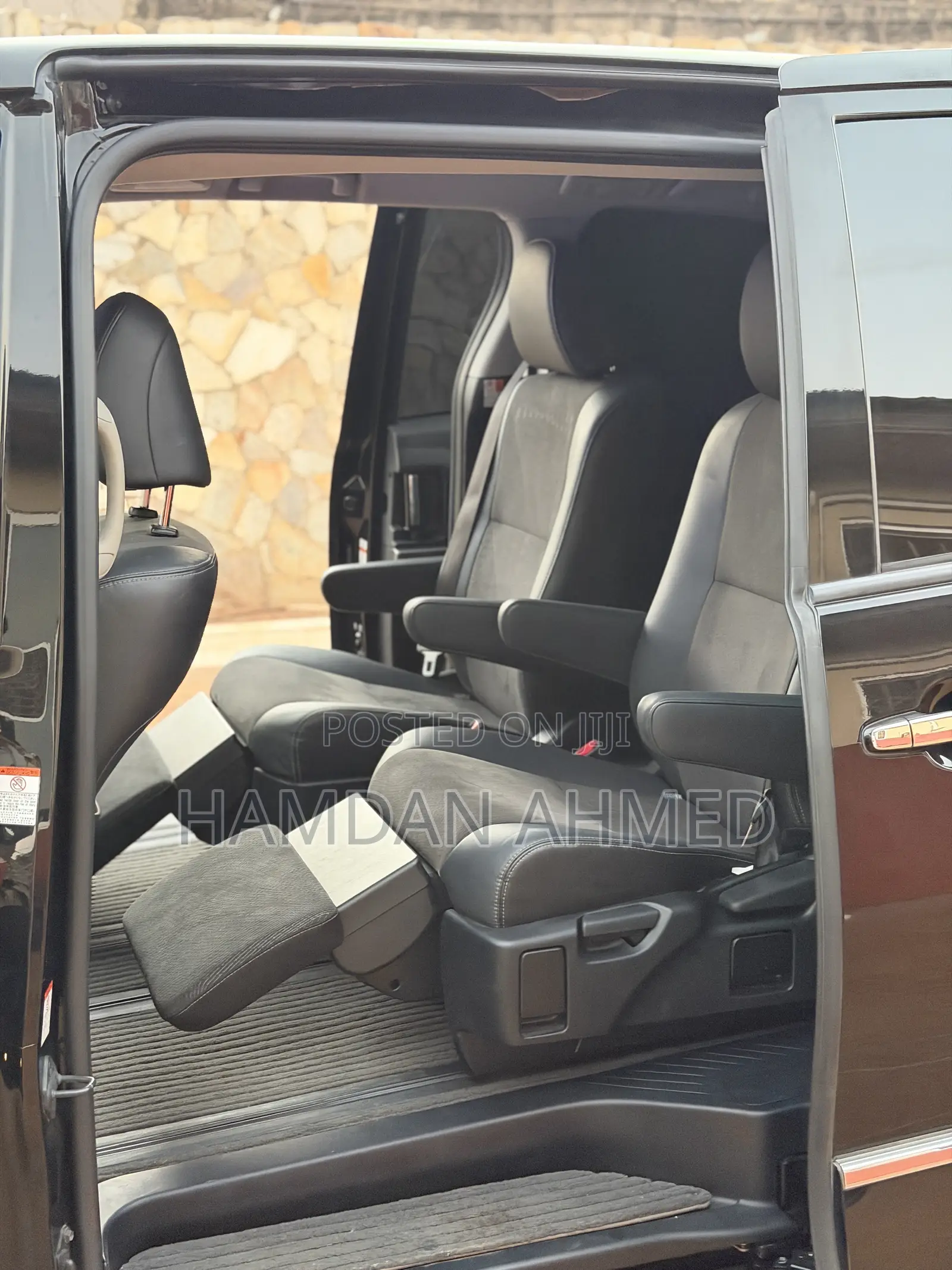 Toyota Estima 2015 Black