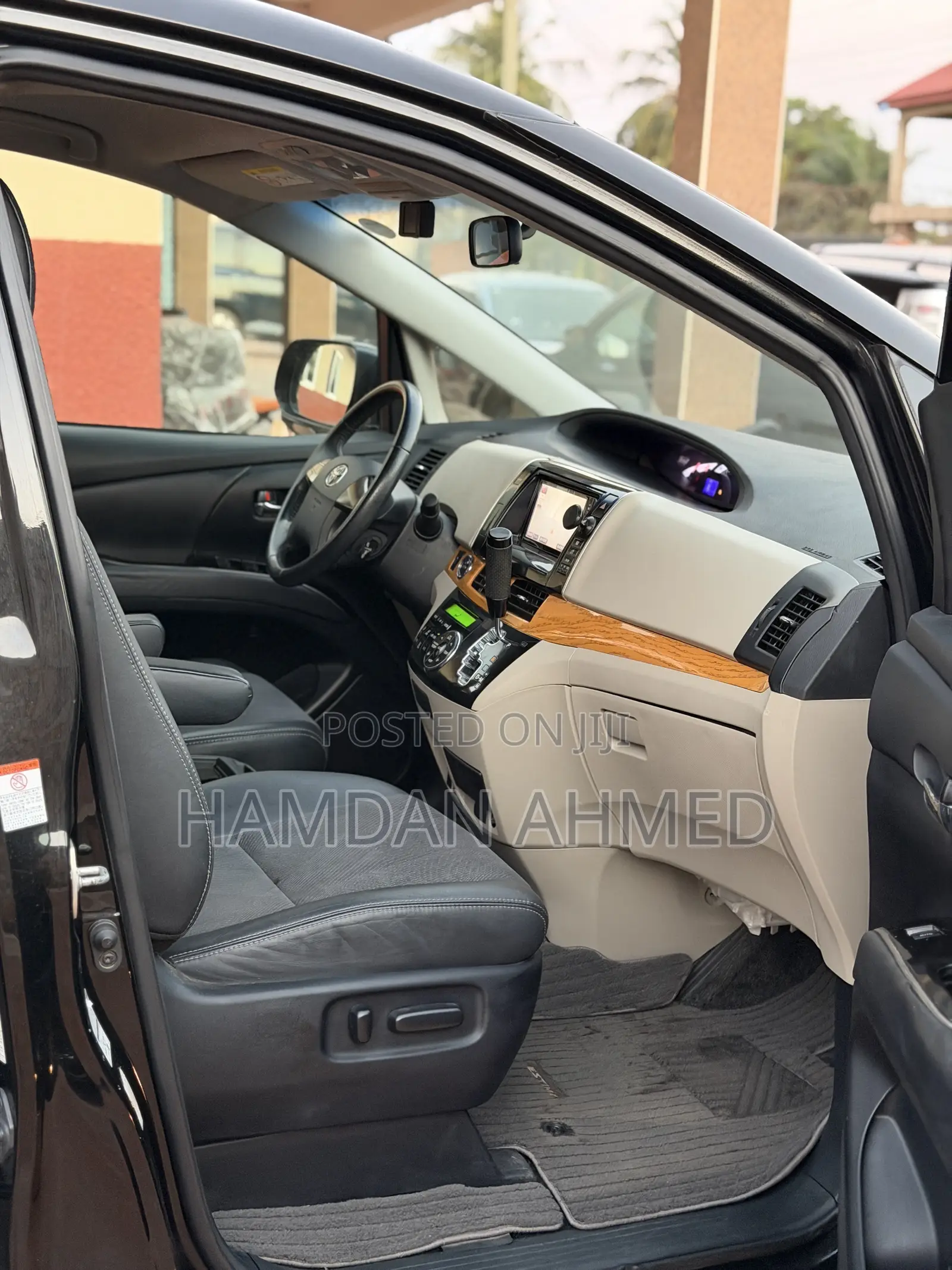 Toyota Estima 2015 Black