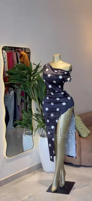 Black Polka Dot One-Shoulder Maxi Dress