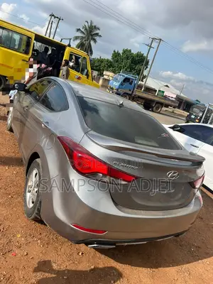 Hyundai Elantra 2016 Gray