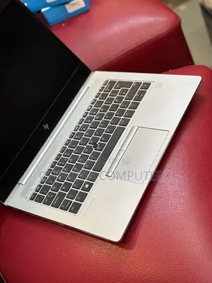 New Laptop HP EliteBook 830 G5 16GB Intel Core i7 SSD 256GB