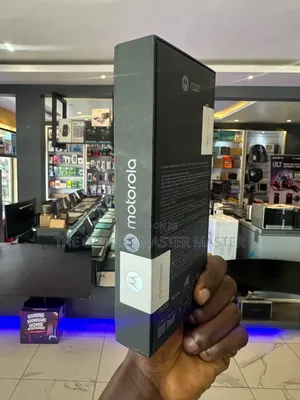 New Motorola Razr 2024 256 GB