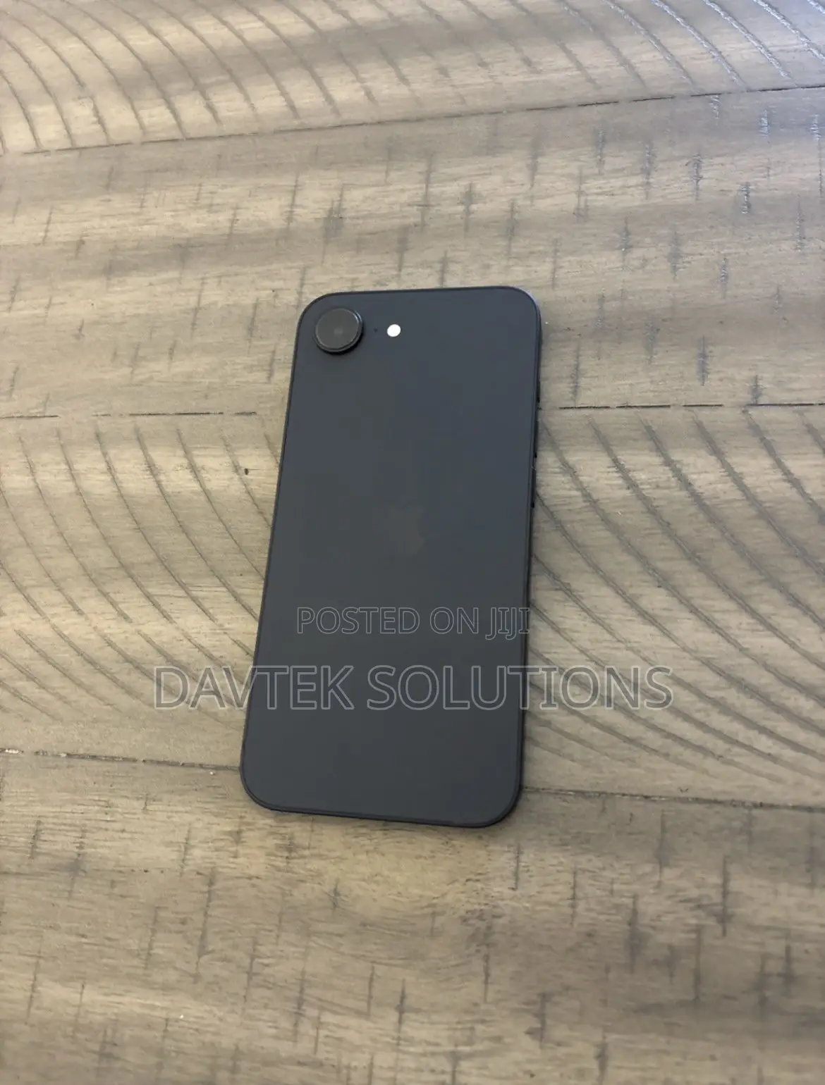 Apple iPhone 16e 128 GB Black