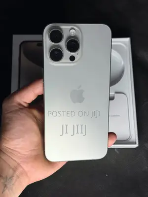 Apple iPhone 15 Pro Max 256 GB Gray