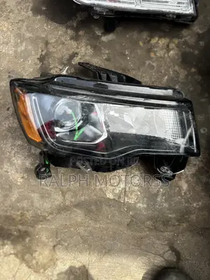 Jeep Grande Cherokee 2017-2020 Headlight Pair