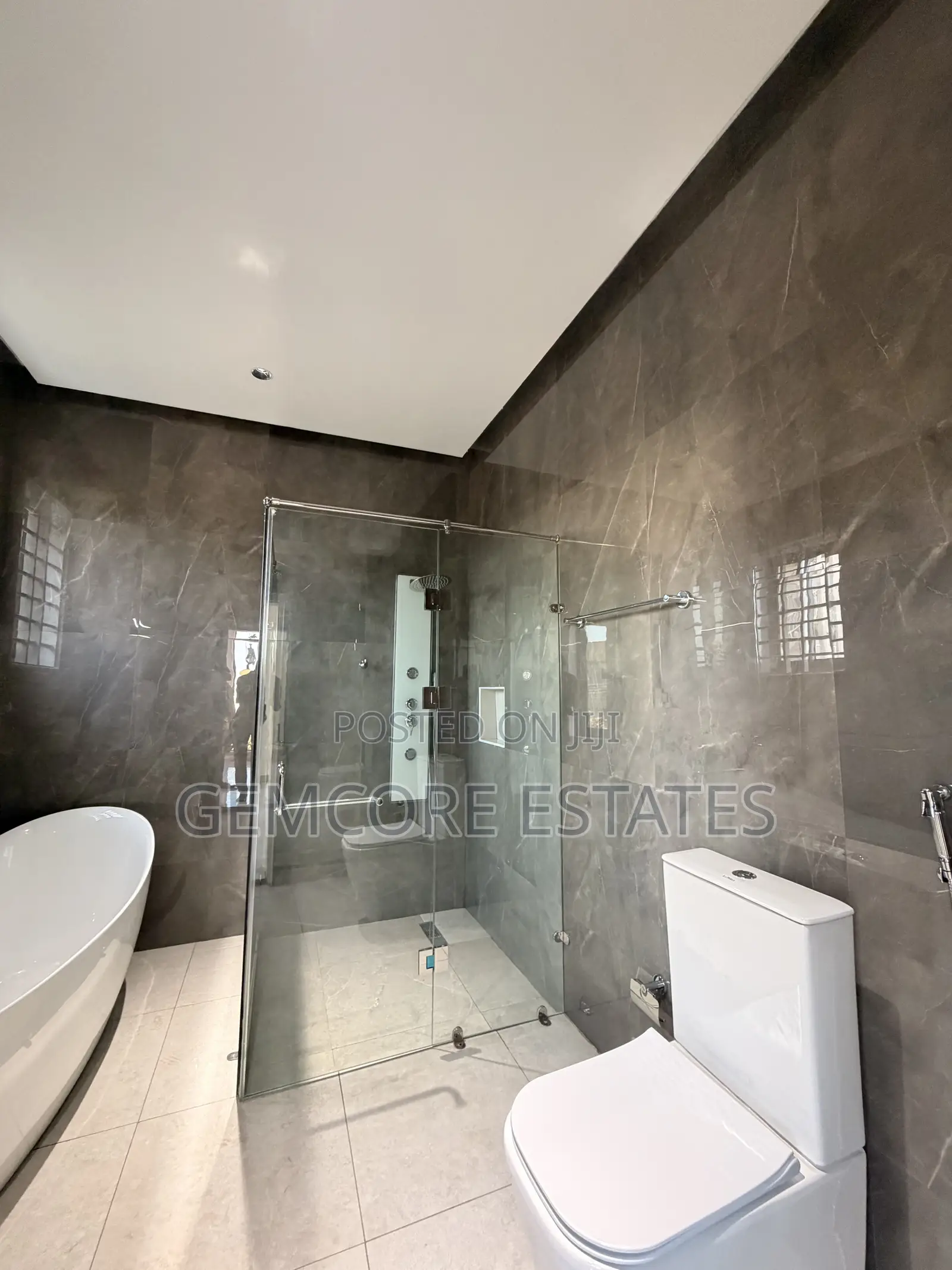 4bdrm House in East Legon Hills, Ashaley Botwe for sale