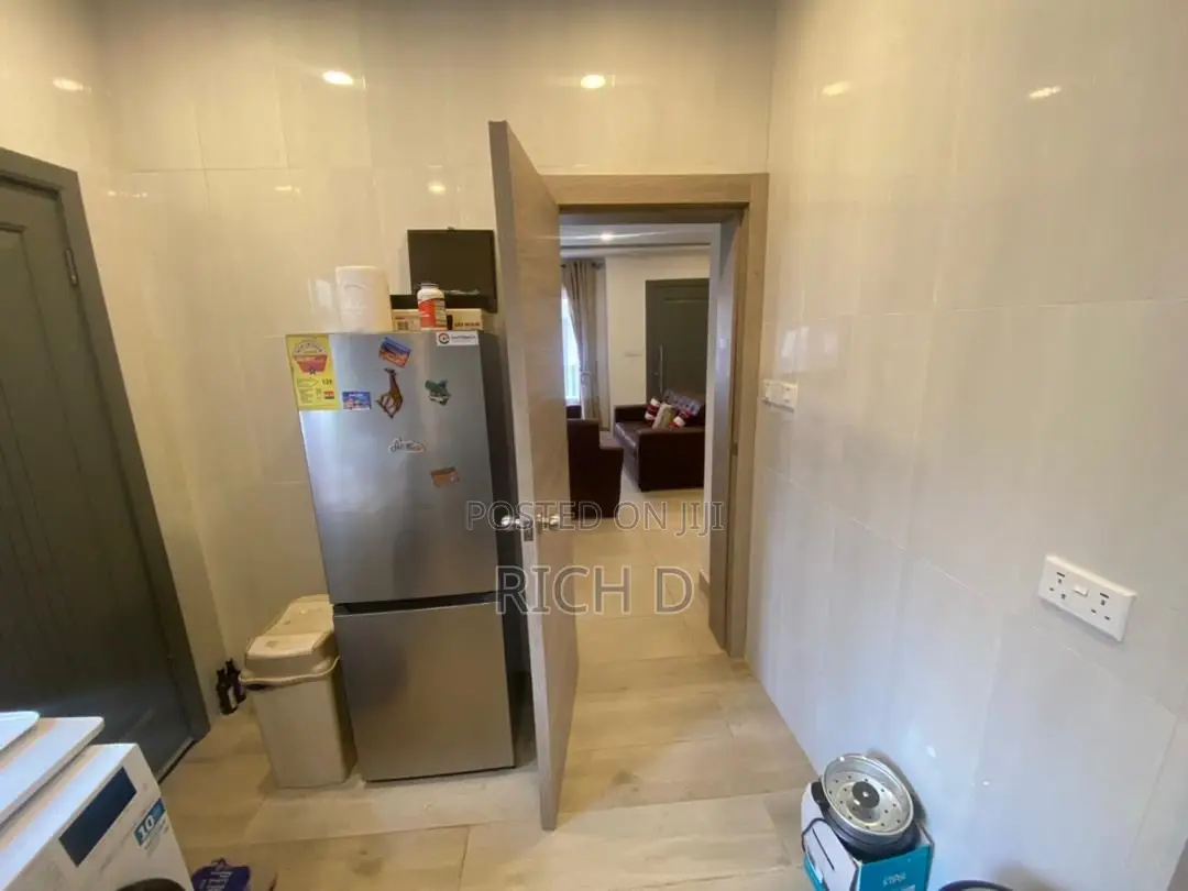 Furnished 2bdrm House in The Greens Estate, Community 25 for rent