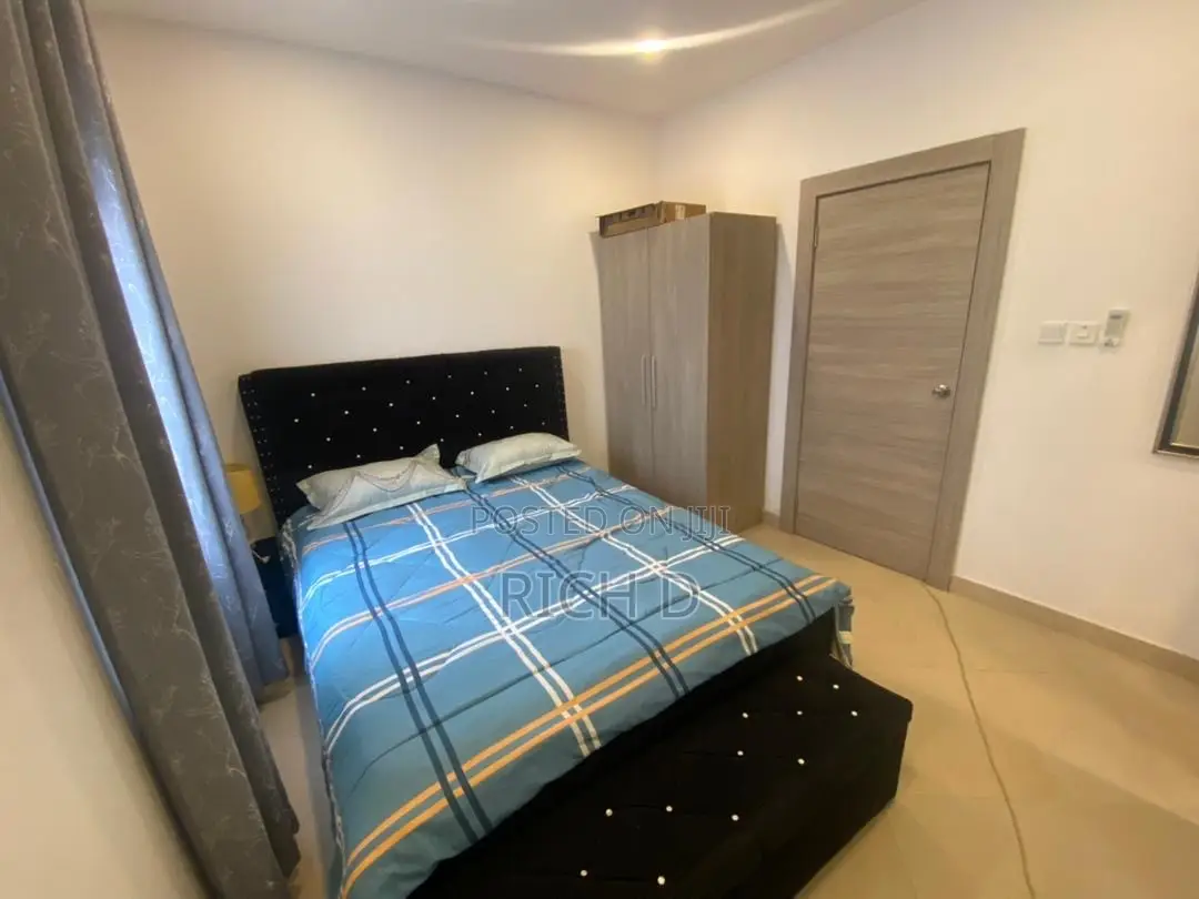 Furnished 2bdrm House in The Greens Estate, Community 25 for rent