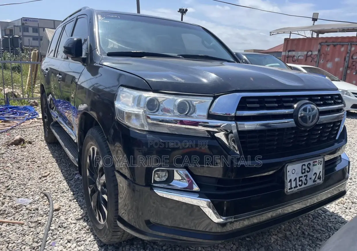 Toyota Land Cruiser 200 Series (GXR Trim)