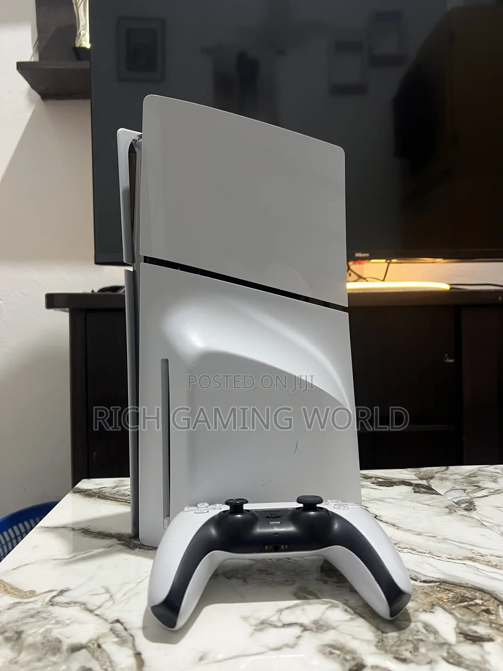 PS5 Slim Standard