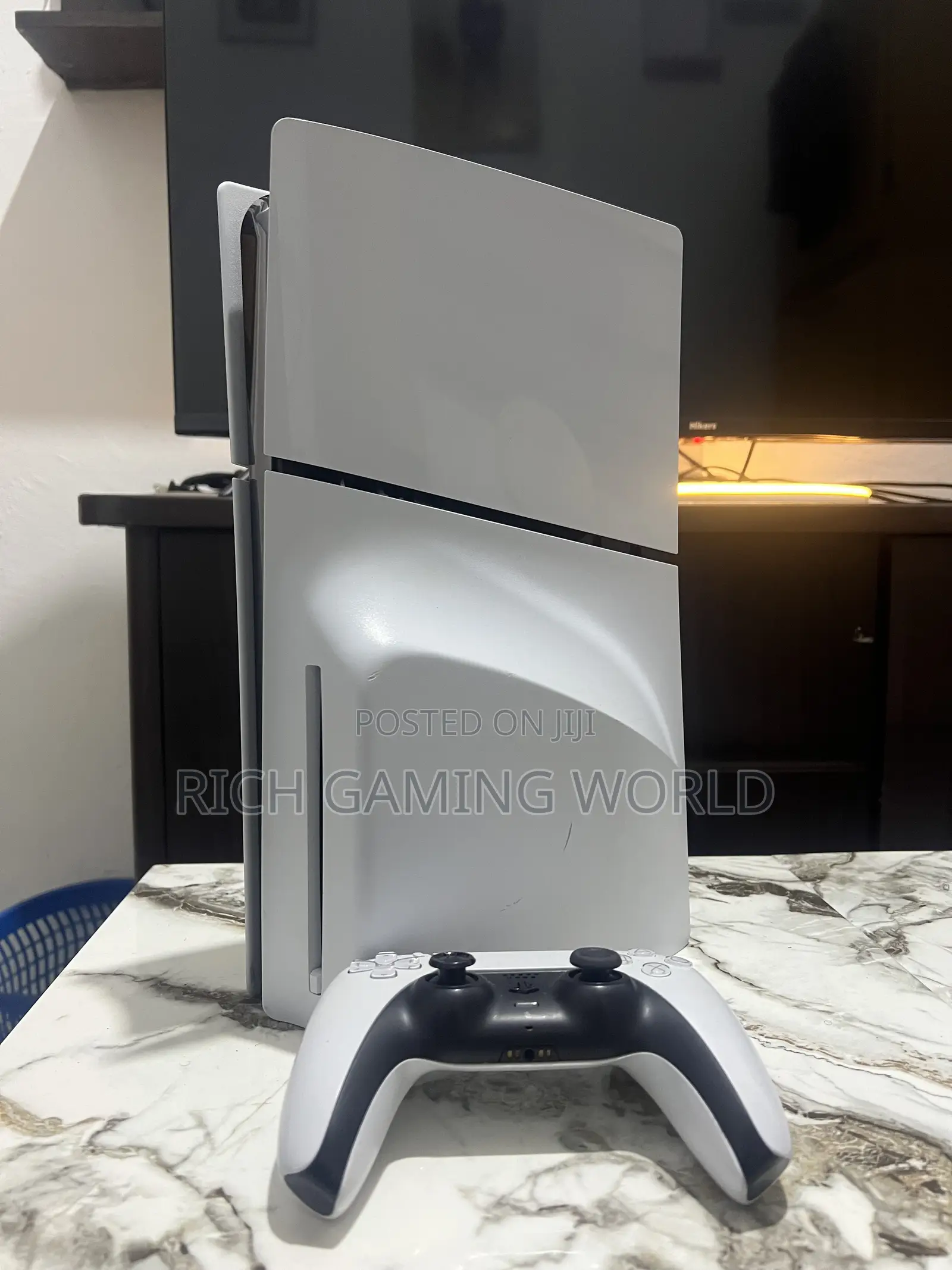 PS5 Slim Standard