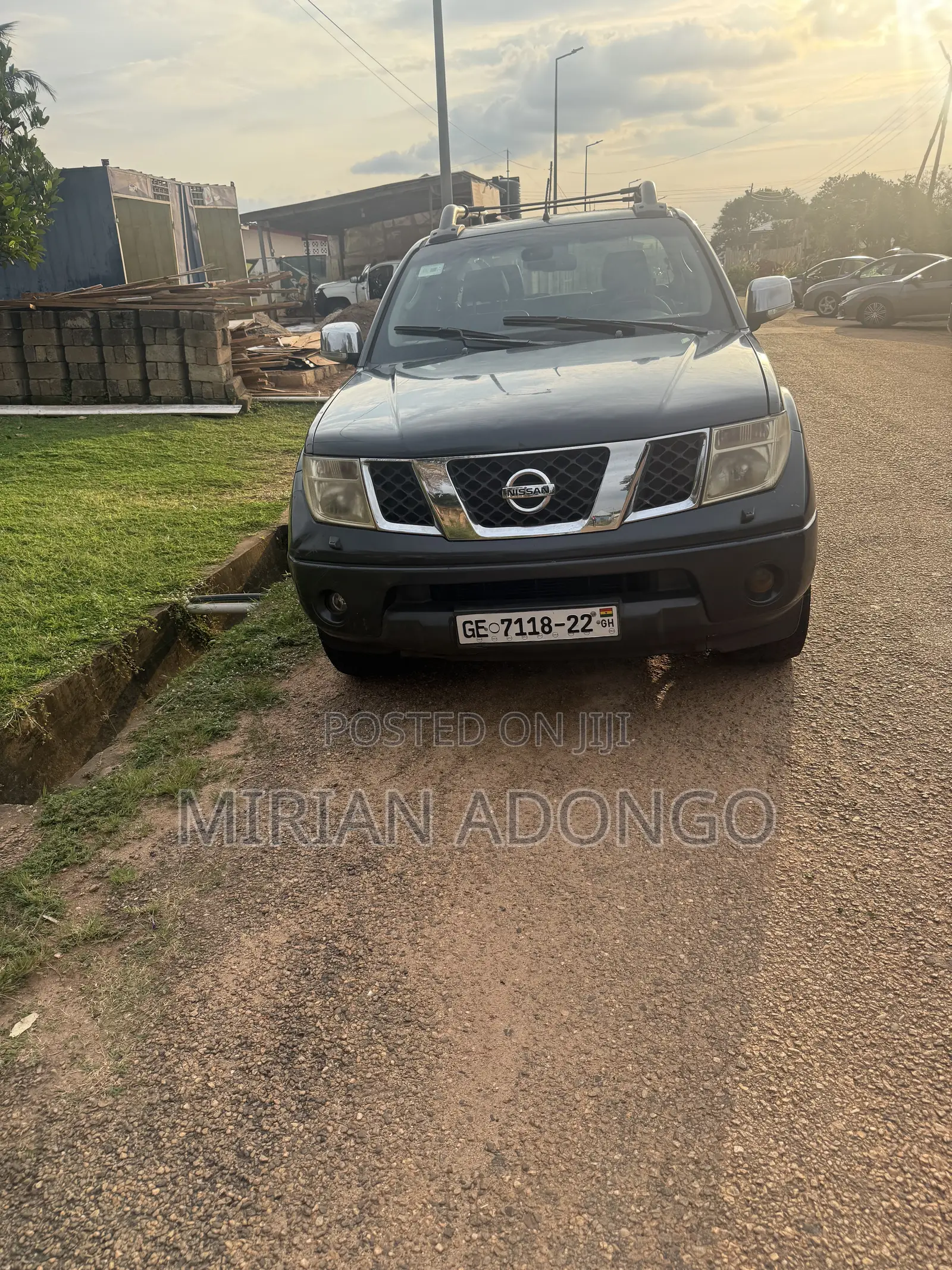 Nissan Navara 3.0 Automatic 2008 Gray
