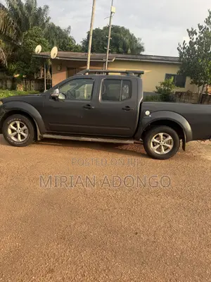 Nissan Navara 3.0 Automatic 2008 Gray