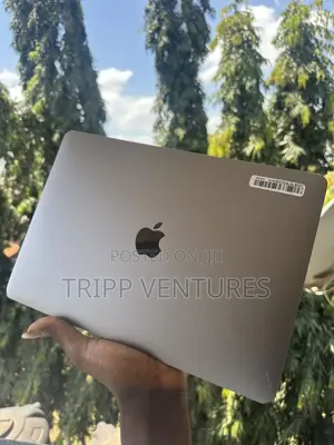 Laptop Apple MacBook Pro 2020 16GB Intel Core i5 SSD 256GB