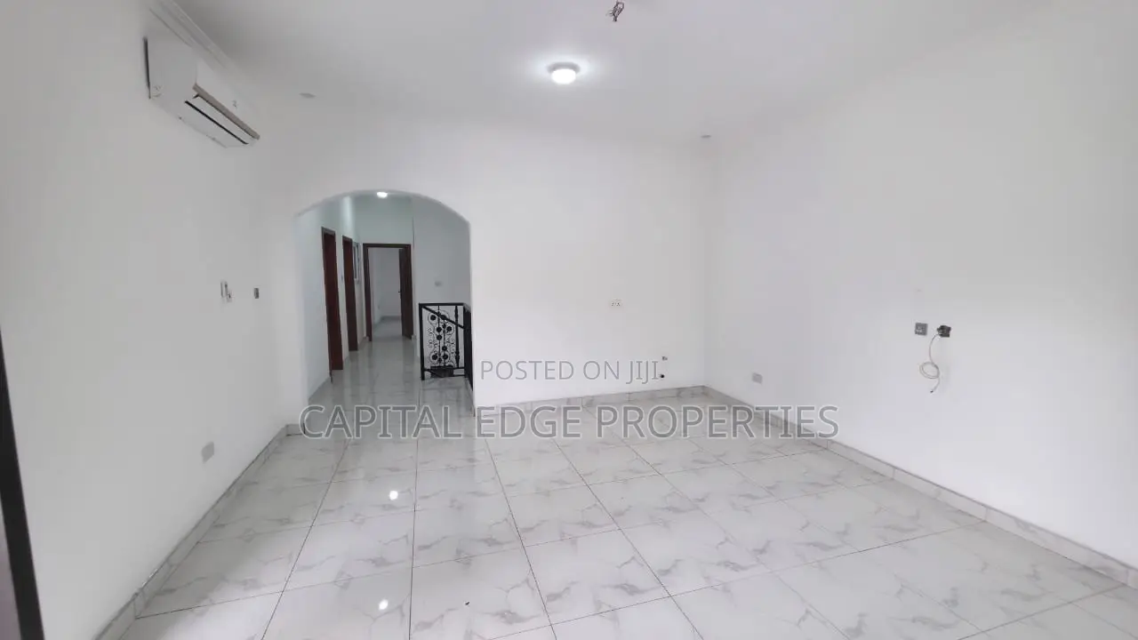 3bdrm Duplex in Roman Ridge for rent