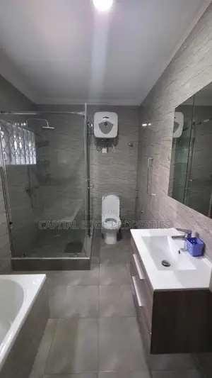 3bdrm Duplex in Roman Ridge for rent