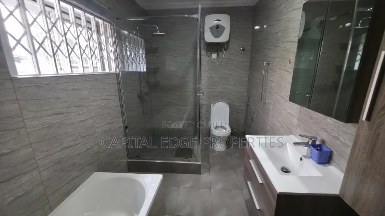 3bdrm Duplex in Roman Ridge for rent