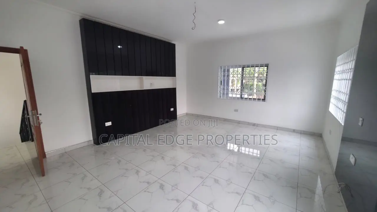 3bdrm Duplex in Roman Ridge for rent