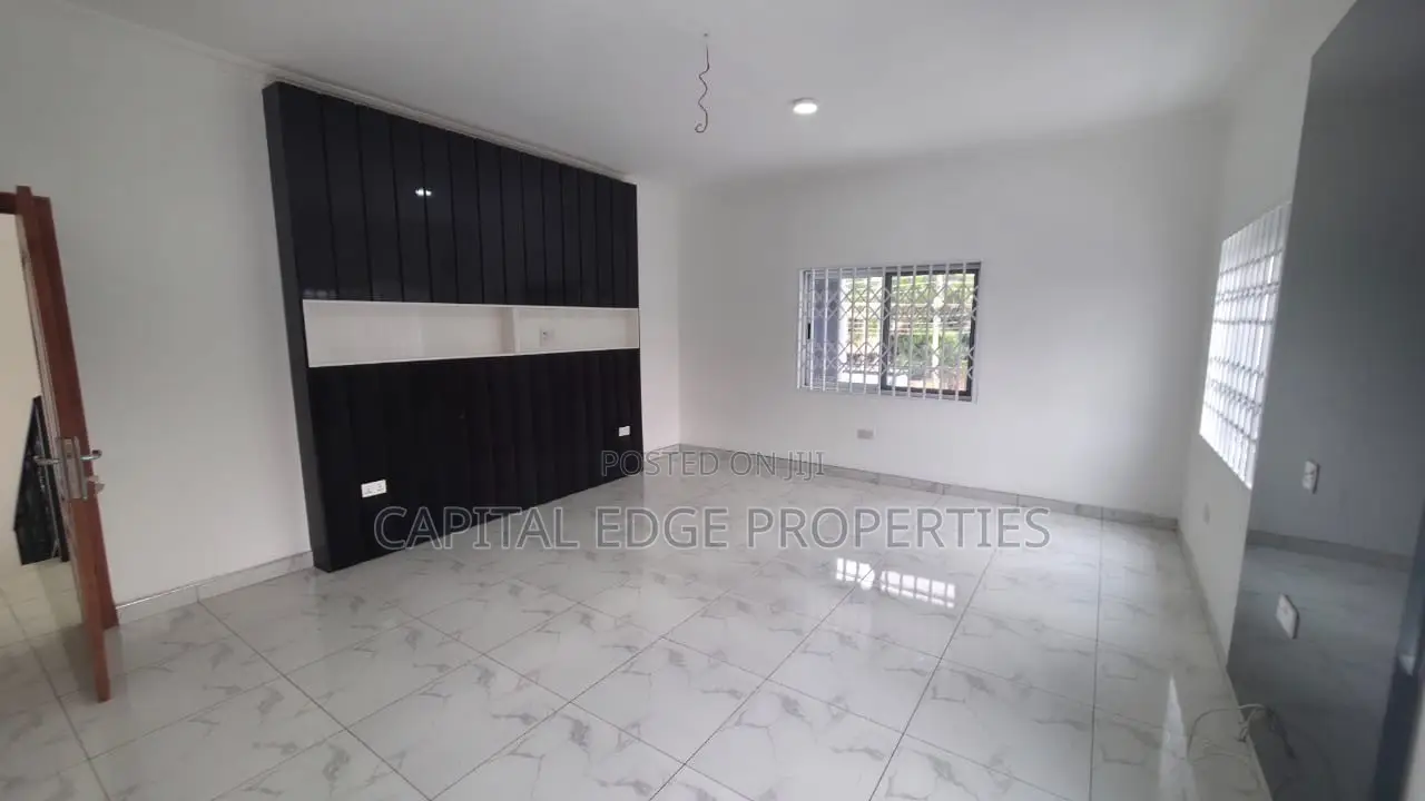 3bdrm Duplex in Roman Ridge for rent
