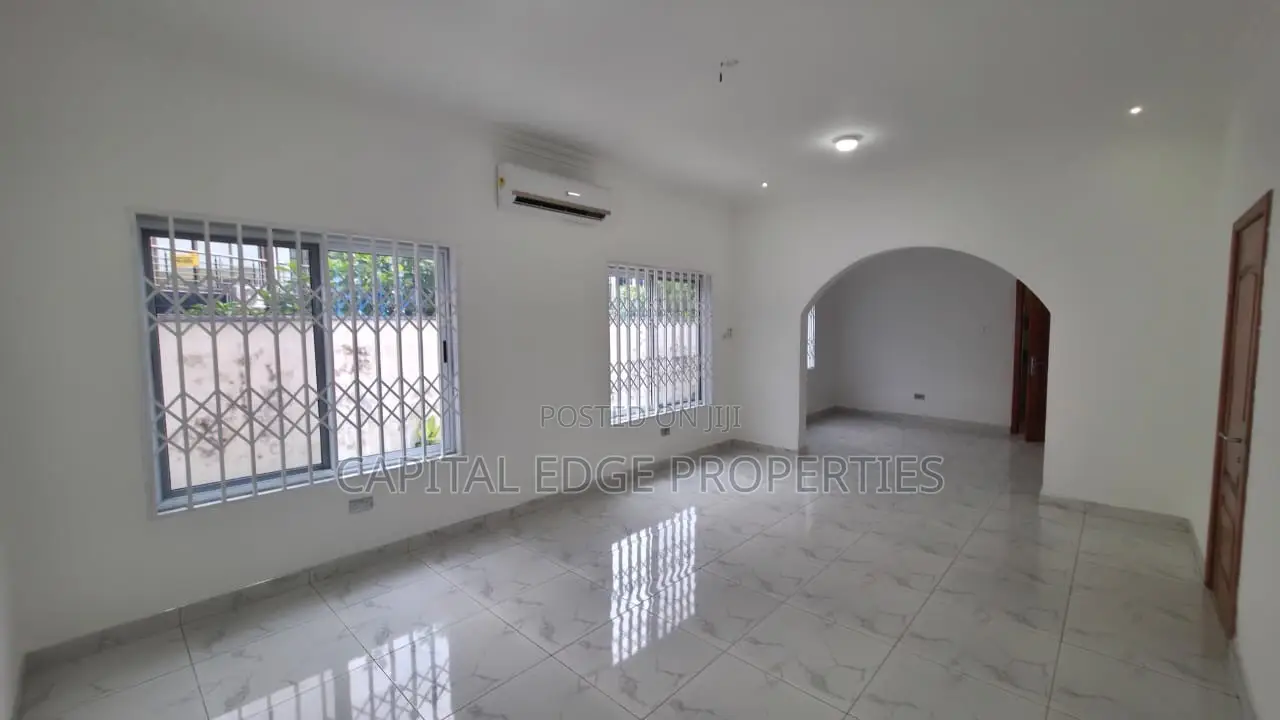 3bdrm Duplex in Roman Ridge for rent