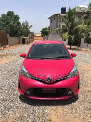 Toyota Vitz 1.3 AWD 3dr 2015 Red