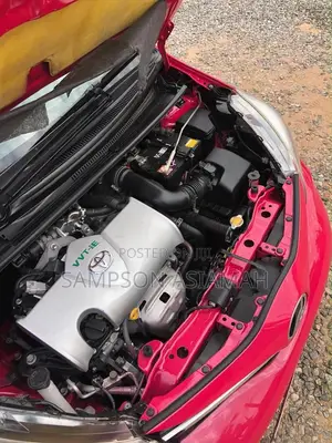 Toyota Vitz 1.3 AWD 3dr 2015 Red