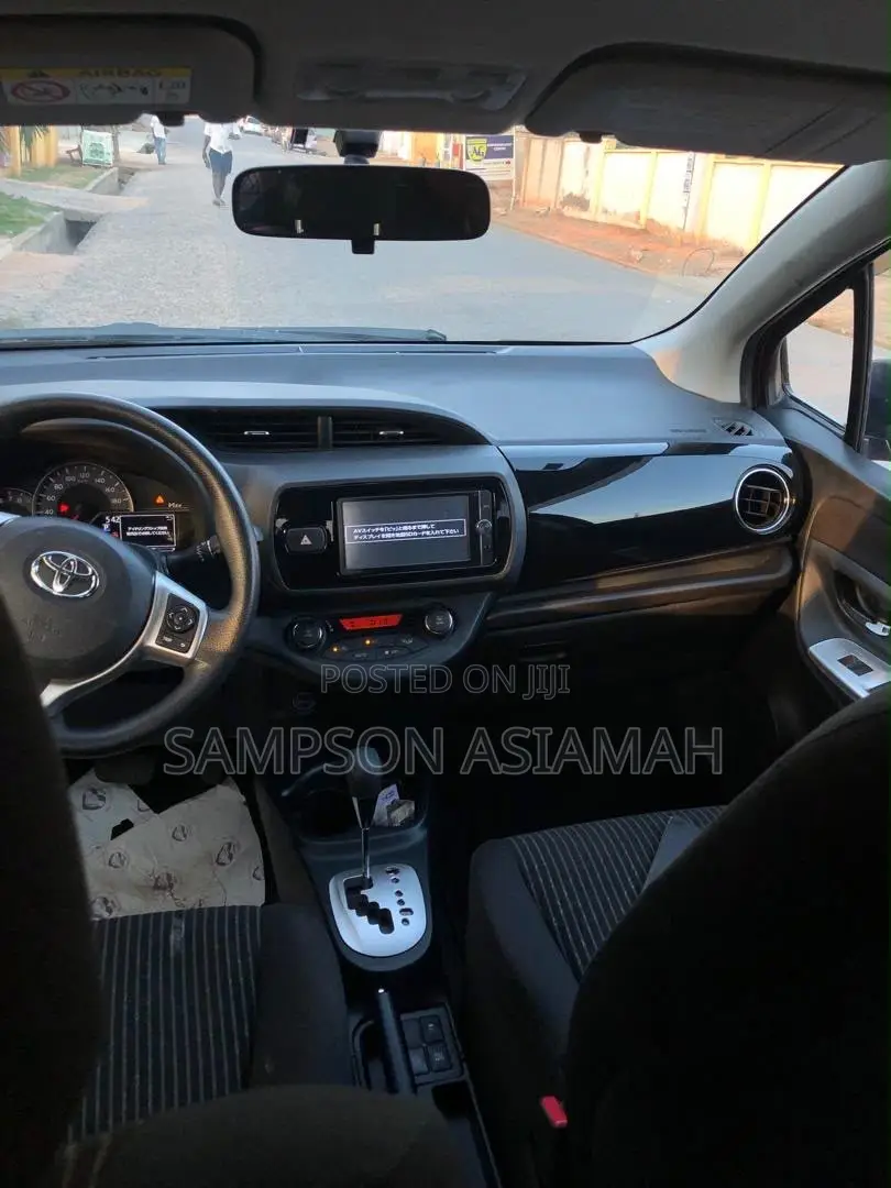 Toyota Vitz 1.3 AWD 3dr 2015 Red