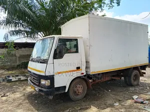 Tata 407Ex