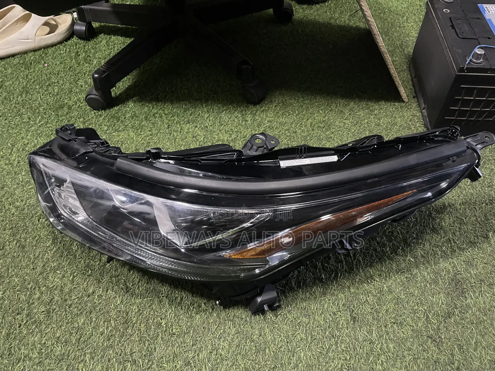 Toyota Highlander 2020-2023 Headlights Original Used