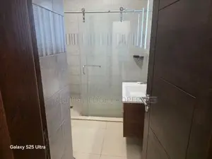 Furnished 3bdrm Apartment in Airport Residential for rent