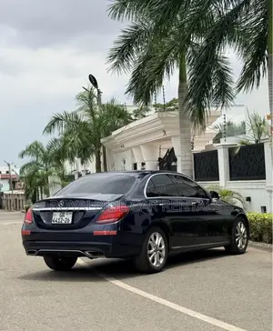 Mercedes-Benz C300 4MATIC(W205 Generation)