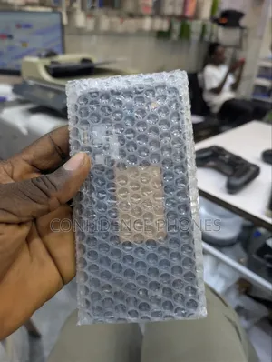 Samsung S24plus Full Screen