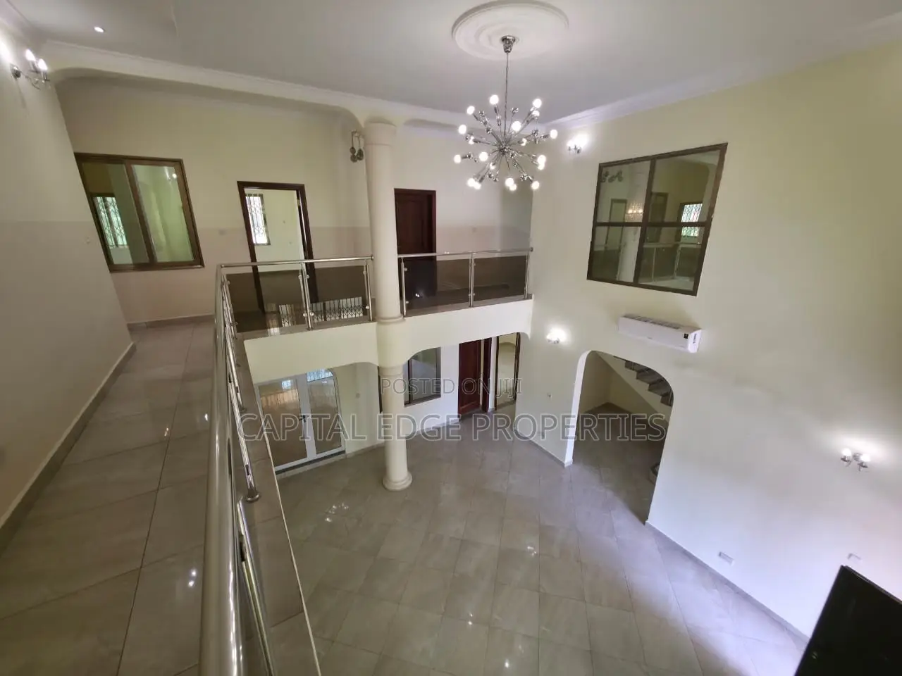 8bdrm House in East Legon for rent