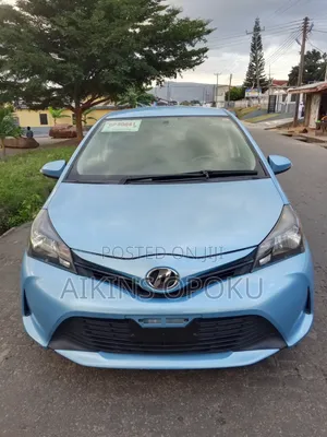Toyota Vitz 1.3 FWD 5dr 2015 Blue
