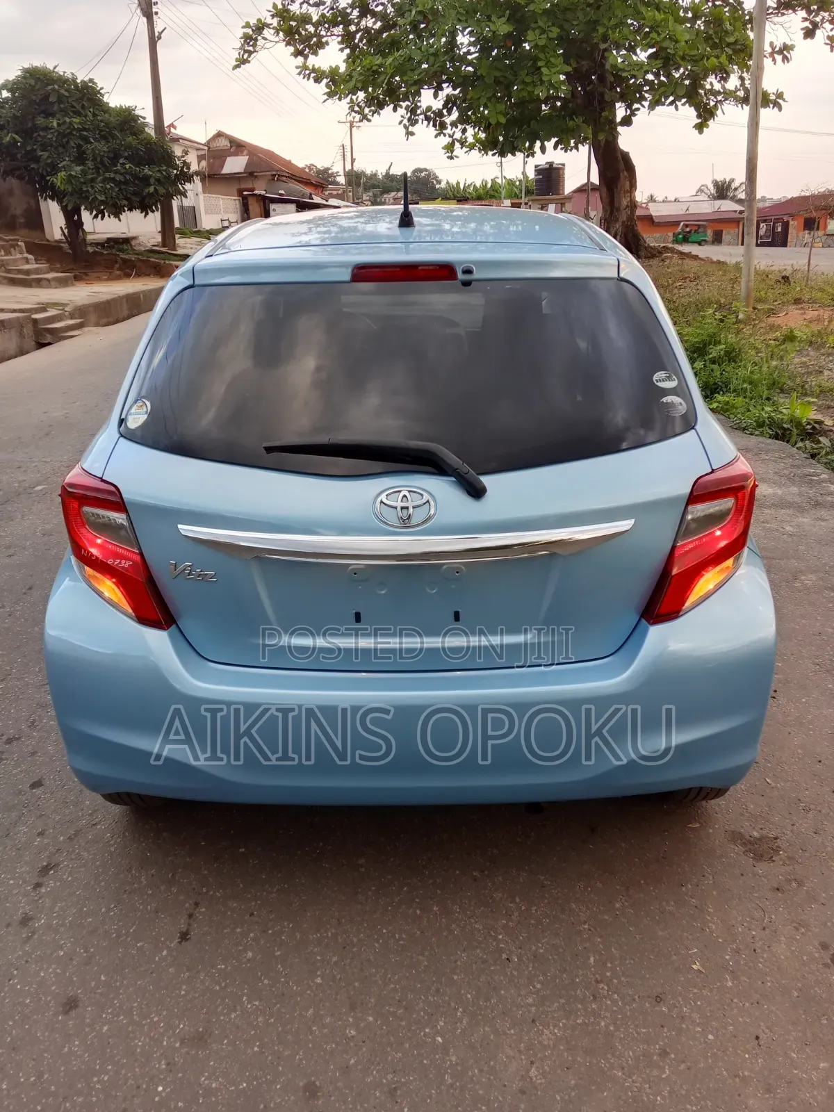 Toyota Vitz 1.3 FWD 5dr 2015 Blue