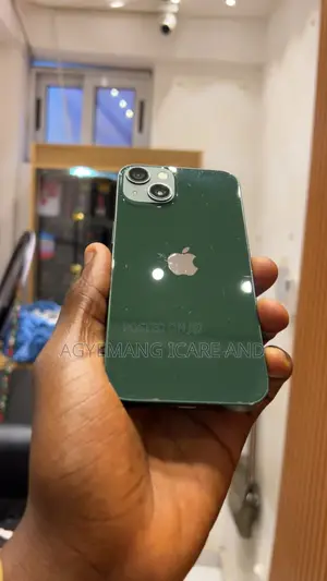 Apple iPhone 13 128 GB Green