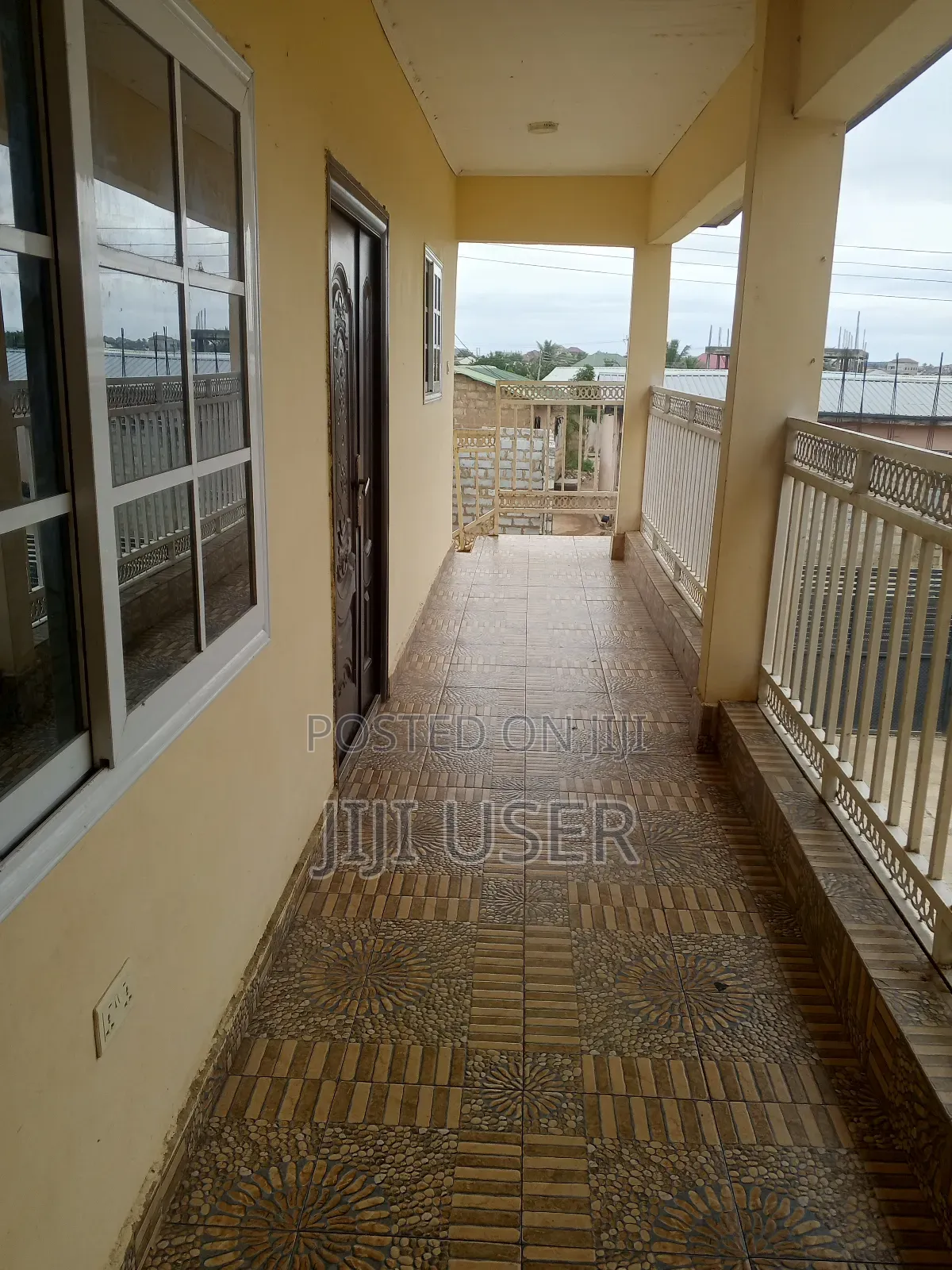 12bdrm Apartment in ....., Ablekuma for sale