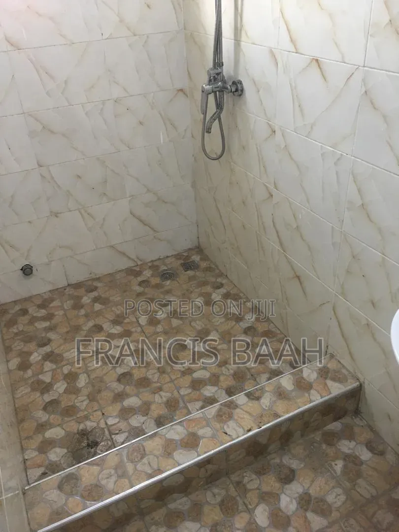 4bdrm House in Shining Star Real, Awutu Senya West for sale